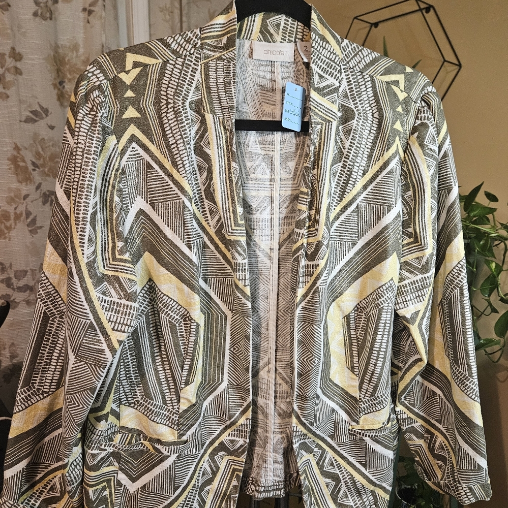 Livw Listing: Women’s Chico Women's multi-colored Blazer